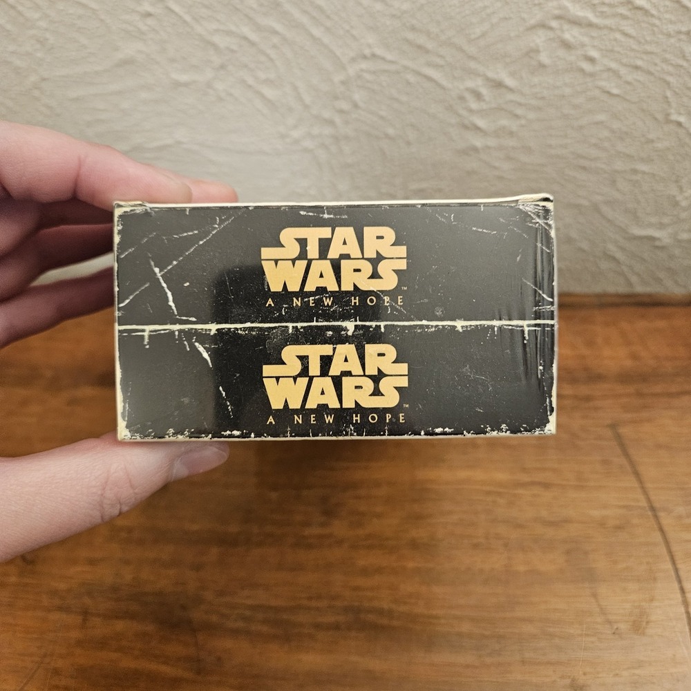 Funko Home Video Star Wars: A New Hope Size Med T-Shirt Retro VHS Box Sealed NEW - Picture 5 of 6